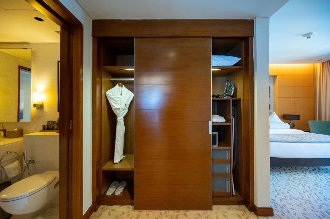 Emaar Residences Fashion Avenue Formerly Address Dubai Mall By The S Holiday Homes Esterno foto