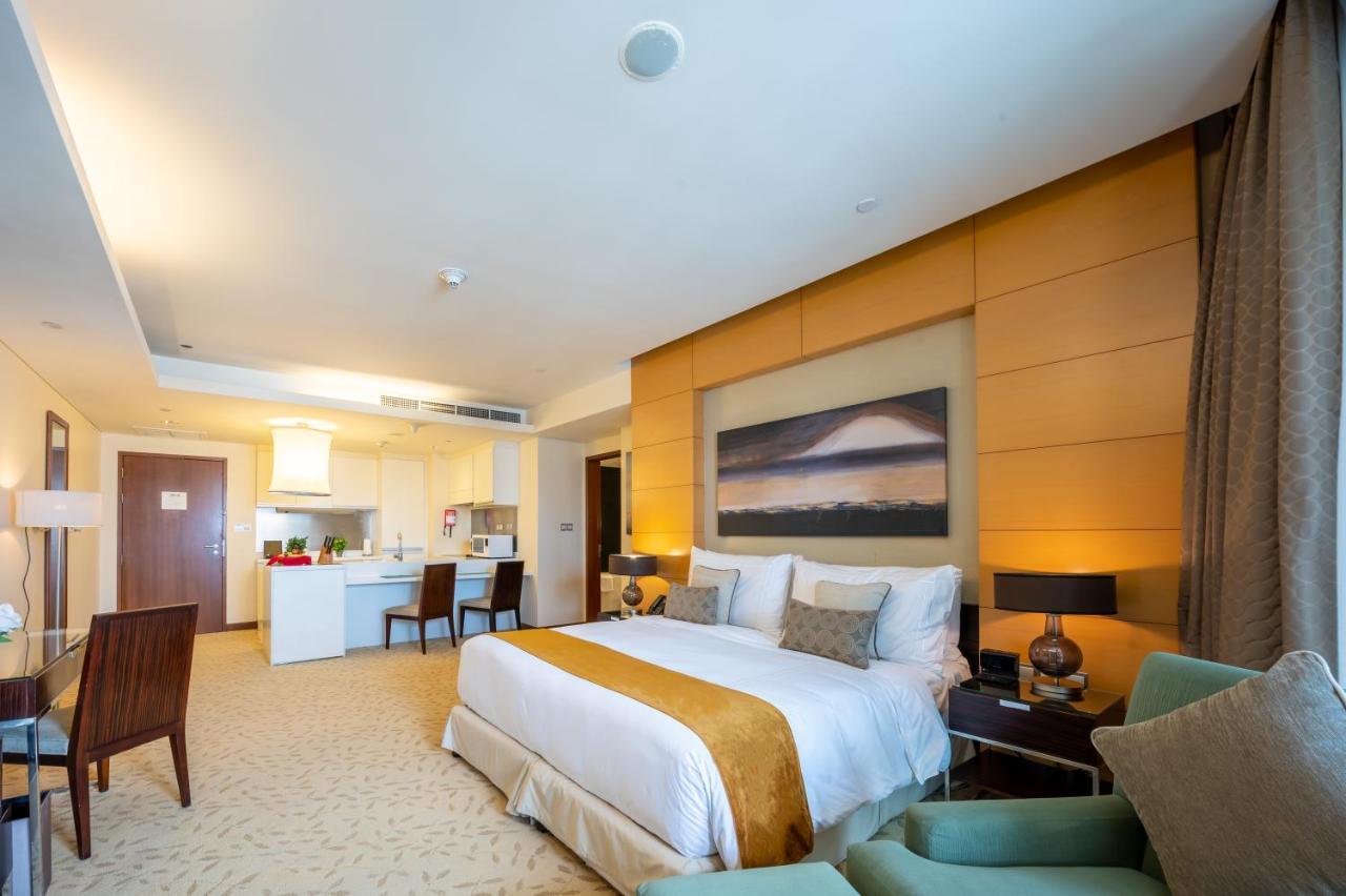Emaar Residences Fashion Avenue Formerly Address Dubai Mall By The S Holiday Homes Esterno foto